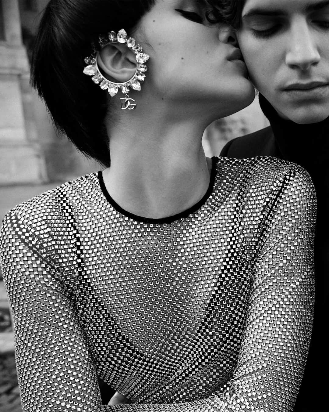ドルチェ&ガッバーナのインスタグラム：「Love and intimacy portrayed by @sebastianfaena in the heart of the eternal city.  Models @adelealdighieri @hedi.bentekaya Makeup @vanessa.icareg Hair @wardhair4real  Find the exclusive #DGFW23 Holiday collection in #DolceGabbana boutiques worldwide:   Milan, Via della Spiga, 2 London, Old Bond Street, 6 New York, 717 5th Avenue Los Angeles, 248 Rodeo Drive Sao Paolo, JK Iguatemi Avenida Presidente Juscelino Kubitschek, 2041 Seoul, 414 Apgujeong-ro Shanghai, Citic Square No.1168 West Nanjing Road Tokyo, 5-5-8 Minami Aoyama」