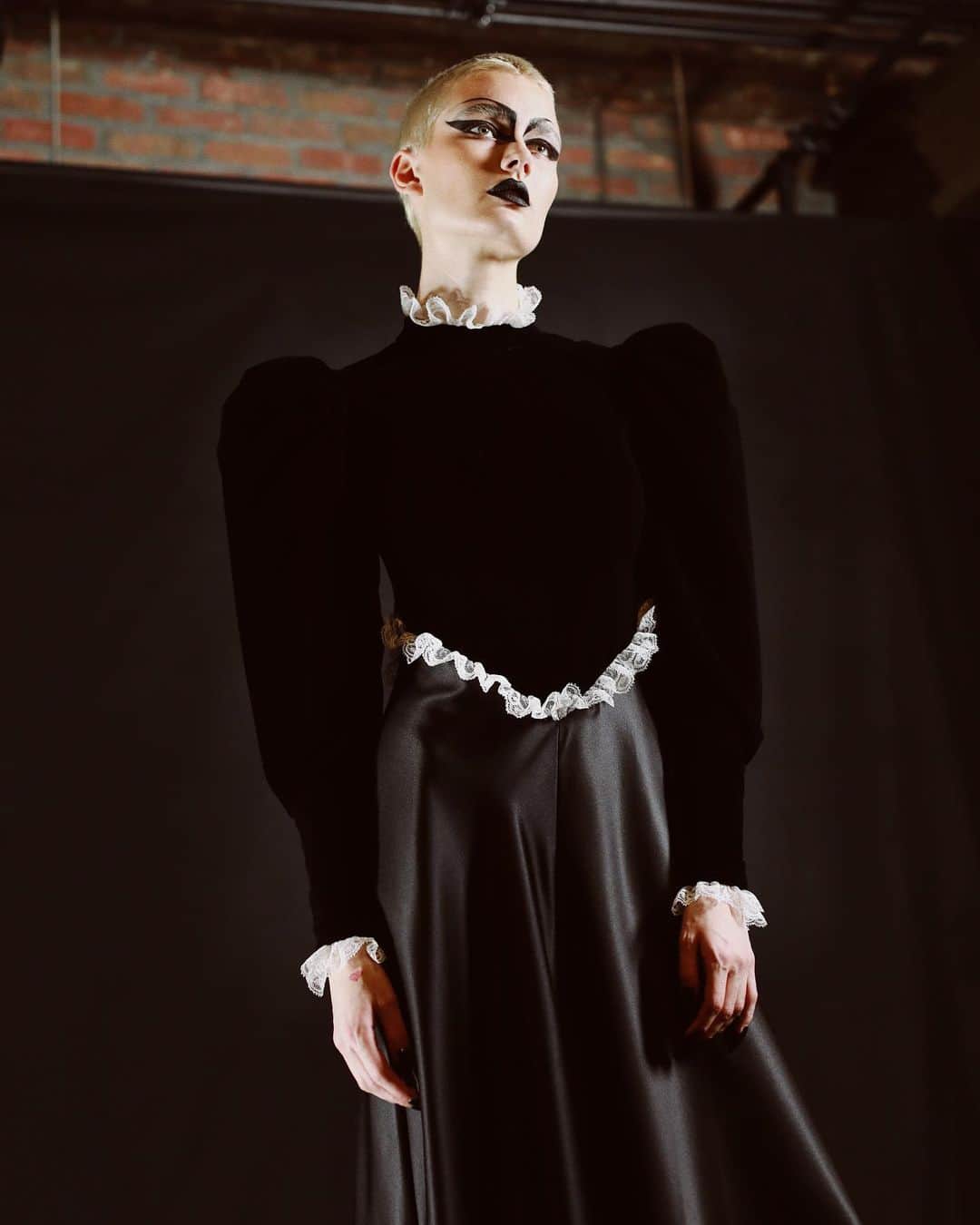 ロダルテのインスタグラム：「The FW23 Sale is Here.  Link in stories to visit shoprodarte.com.  #rodarte」