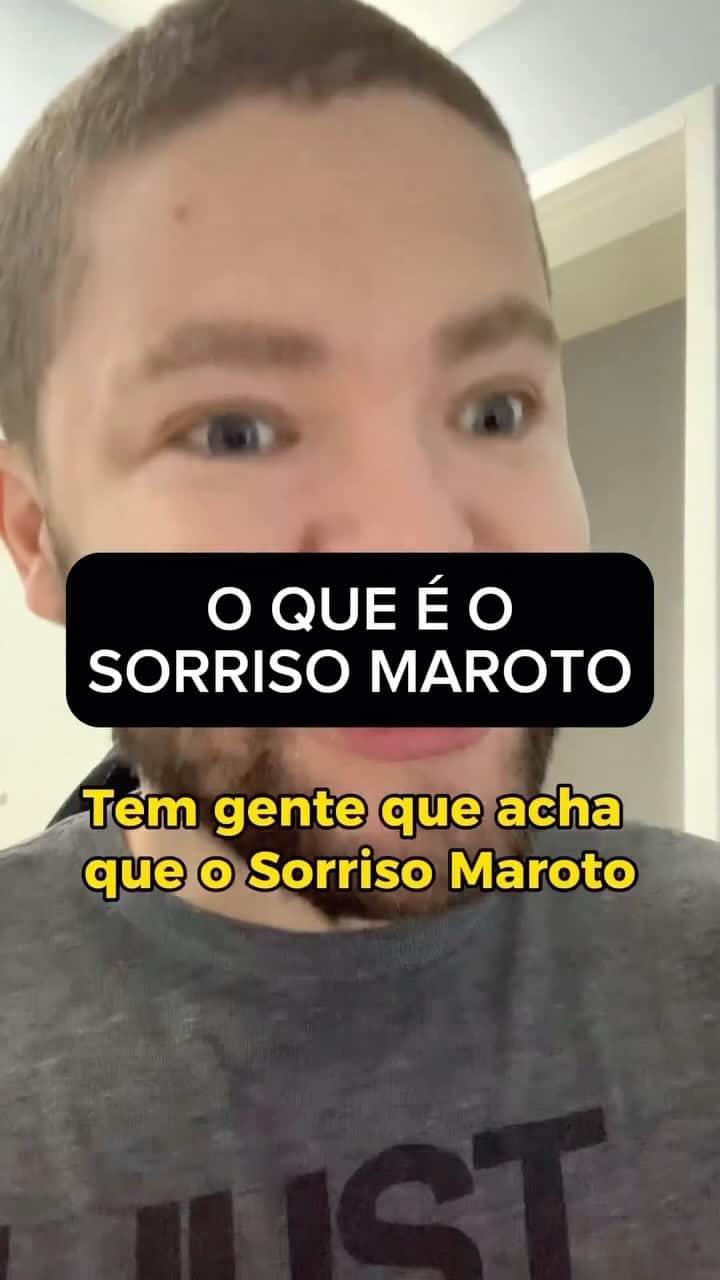 Sorriso Marotoのインスタグラム：「Só quem é fã do @sorrisoasantigas vai entender o que o @edmarcolinhumor quer dizer! 😜  Marca aqui daquele @ pagodeiro, que acompanha a gente desde o comecinho!   Turma de Recife estão por aí? Amanhã chegou a nossa vez de cantar as antigas juntos, bora! 💥」