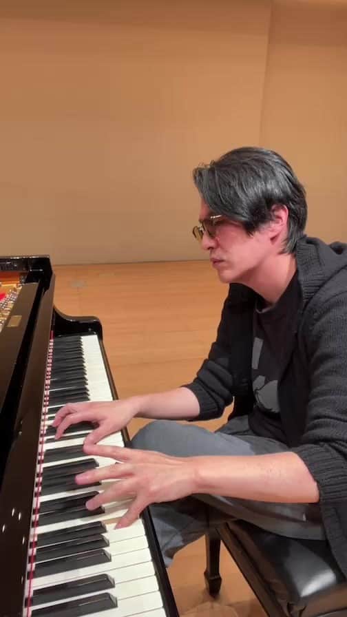 清塚信也のインスタグラム：「富山　リハスタLIVE #piano」
