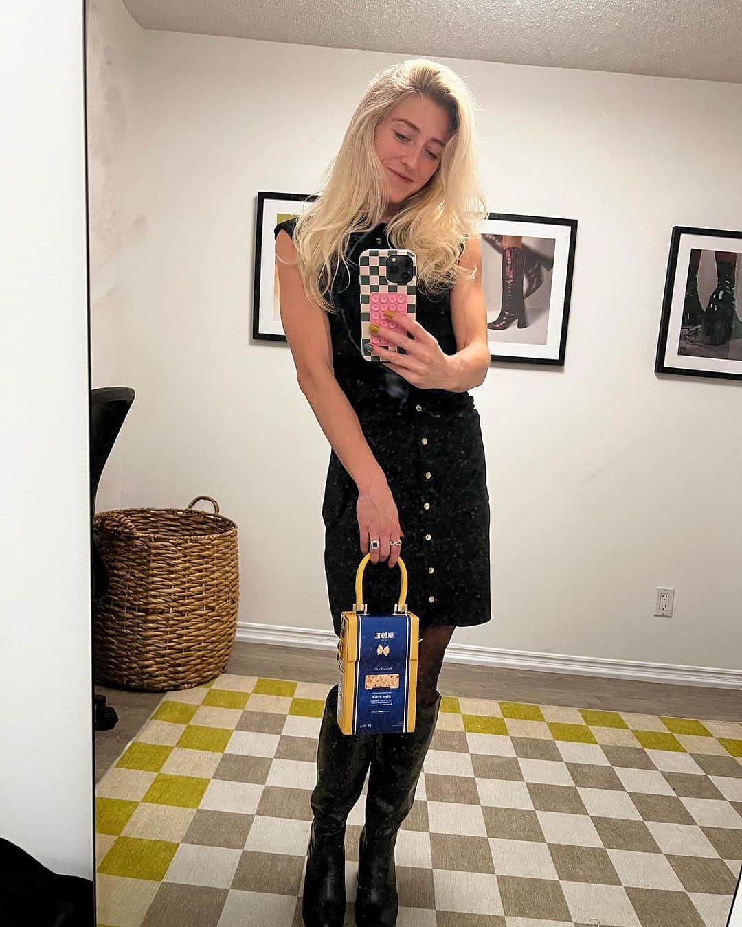 パイパー・ギレスのインスタグラム：「A little bit of this and a little bit of that.  - - #life」