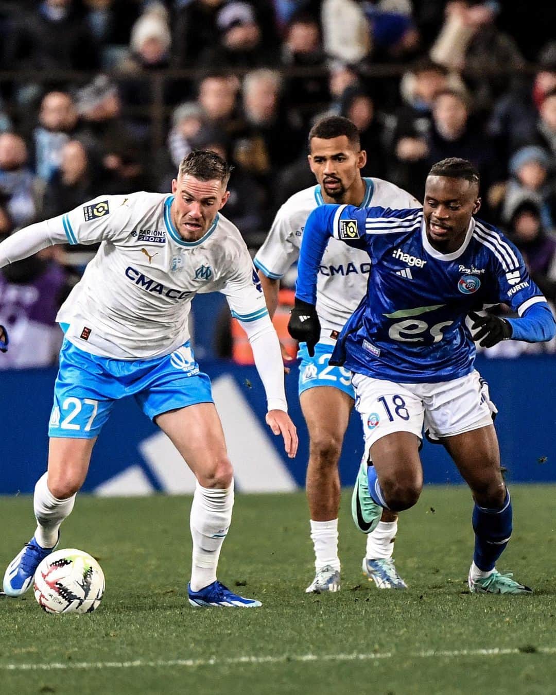 リーグ・アンさんのインスタグラム写真 - (リーグ・アンInstagram)「🤝 Strasbourg and Marseille share points tonight ⚔️ !   #Ligue1UberEats #RCSA #OM」11月26日 7時18分 - ligue1ubereats