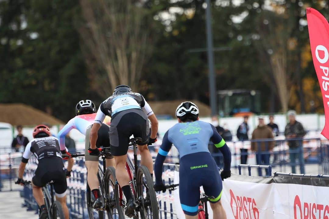 山本幸平さんのインスタグラム写真 - (山本幸平Instagram)「National championships XCE P4th   This was my first time Racing XCE and I enjoyed it very much! Congratulations to our new champions @shobike1205  @citymountainbike @yamamotoathletefarm @team_athlete_farm_specialized   📷 @athlete_japan」11月26日 8時14分 - kohey55