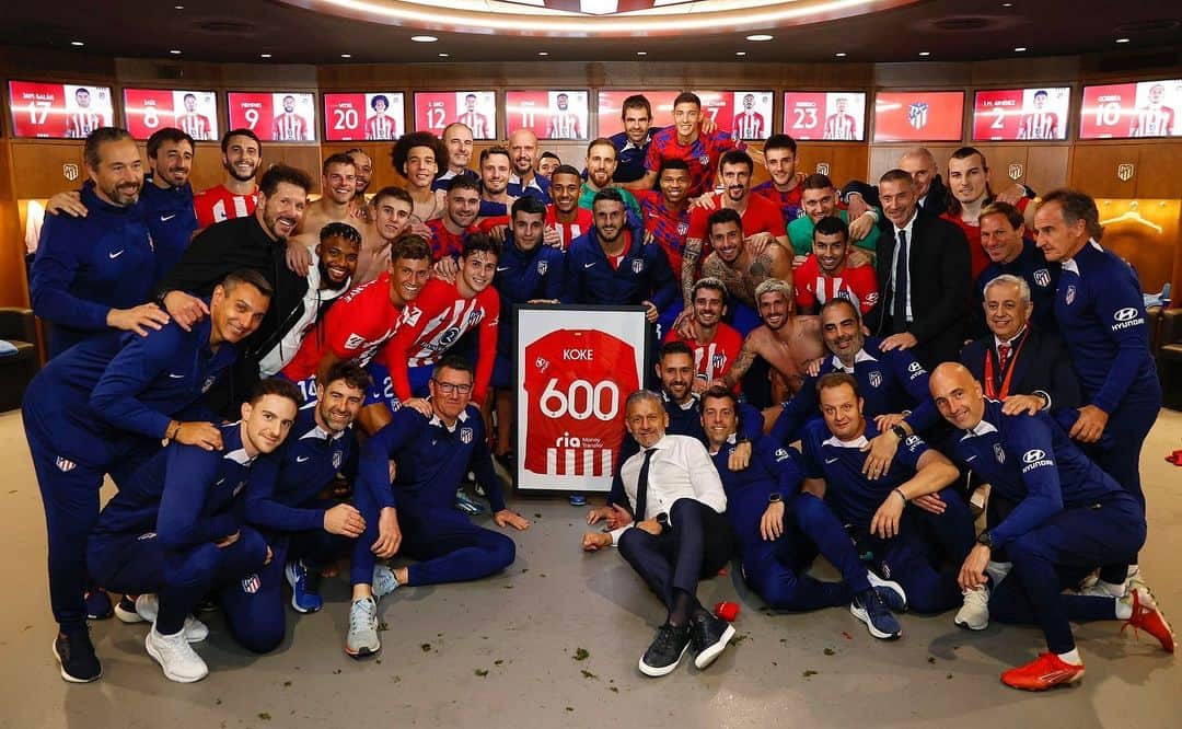 コケのインスタグラム：「600 partidos en rojo y blanco. 600 gracias a todos los que habéis formado parte de cada etapa para llegar hasta aquí. ¡AÚPA ATLETI! ❤️🤍」