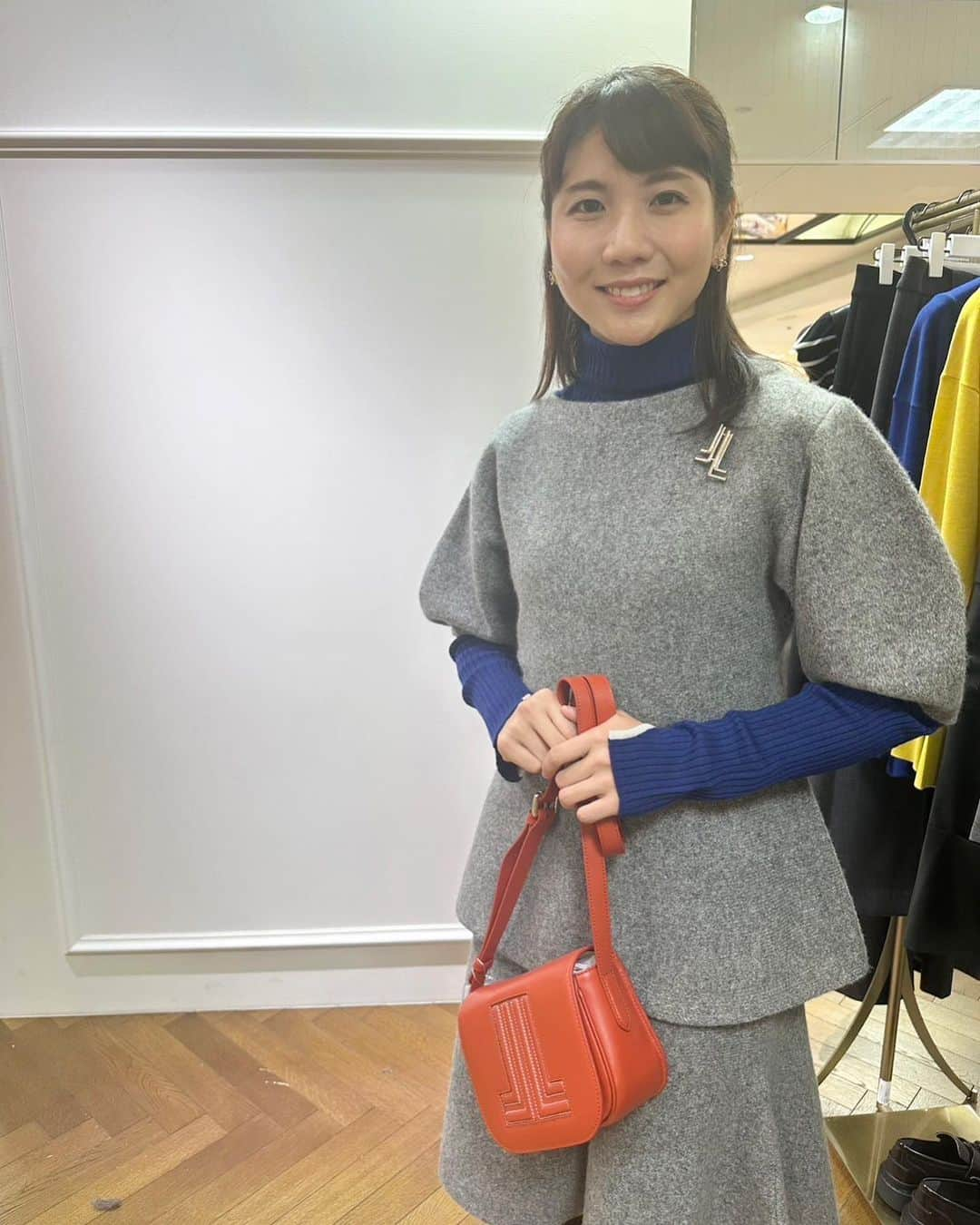 東條麻依子さんのインスタグラム写真 - (東條麻依子Instagram)「今日のプライドは岡山高島屋！ . 接客で大切なのは共感力！？ 私も着物、洋服と高島屋の プロの接客を受けました！☺️ インターネットではなく、 実物を実際に見て 対面で買い物する良さって ありますよね！ . ぜひご覧ください🤍 . #岡山高島屋#プライドせとうち経済のチカラ#岡山#デパート」11月26日 9時35分 - maiko_tojo