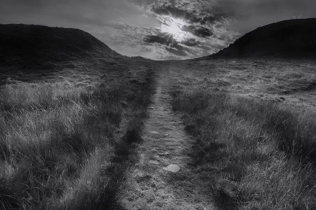 Robert Clarkのインスタグラム：「Late afternoon somewhere along #hadrianswall」