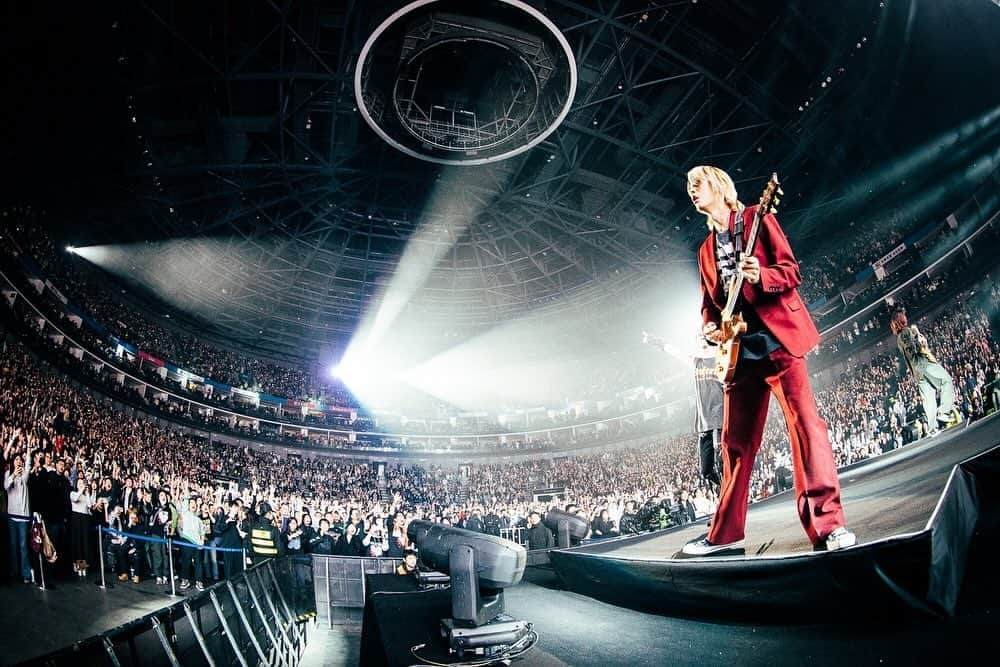 Toru さんのインスタグラム写真 - (Toru Instagram)「Thank you so much for the wonderful time🤩 上海day 1🔥🔥 📸 @ruihashimoto #oneokrock #luxurydisease」11月26日 10時14分 - toru_10969