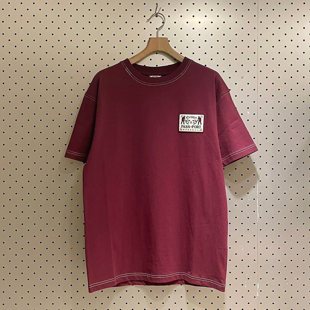 BEAMS JAPANのインスタグラム：「＜Evisen Skateboards＞ Mens PASS PORT LOGO LOCK UP TEE ¥6,600-(inc.tax) Item No.11-08-0516 BEAMS JAPAN 2F ☎︎03-5368-7317 @beams_japan #evisenskateboards #beams #beamssurfandsk8 #beamsjapan #beamsjapan2nd Instagram for New Arrivals Blog for Recommended Items」