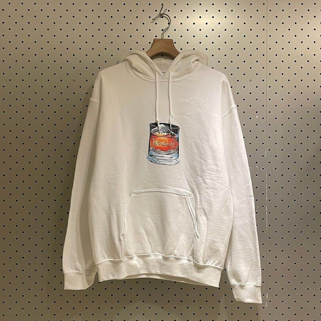 BEAMS JAPANのインスタグラム：「＜Evisen Skateboards＞ Mens MOUNTAIN HIGH HOODIE ¥13,200-(inc.tax) Item No.11-13-0561 BEAMS JAPAN 2F ☎︎03-5368-7317 @beams_japan #evisenskateboards #beams #beamssurfandsk8 #beamsjapan #beamsjapan2nd Instagram for New Arrivals Blog for Recommended Items」