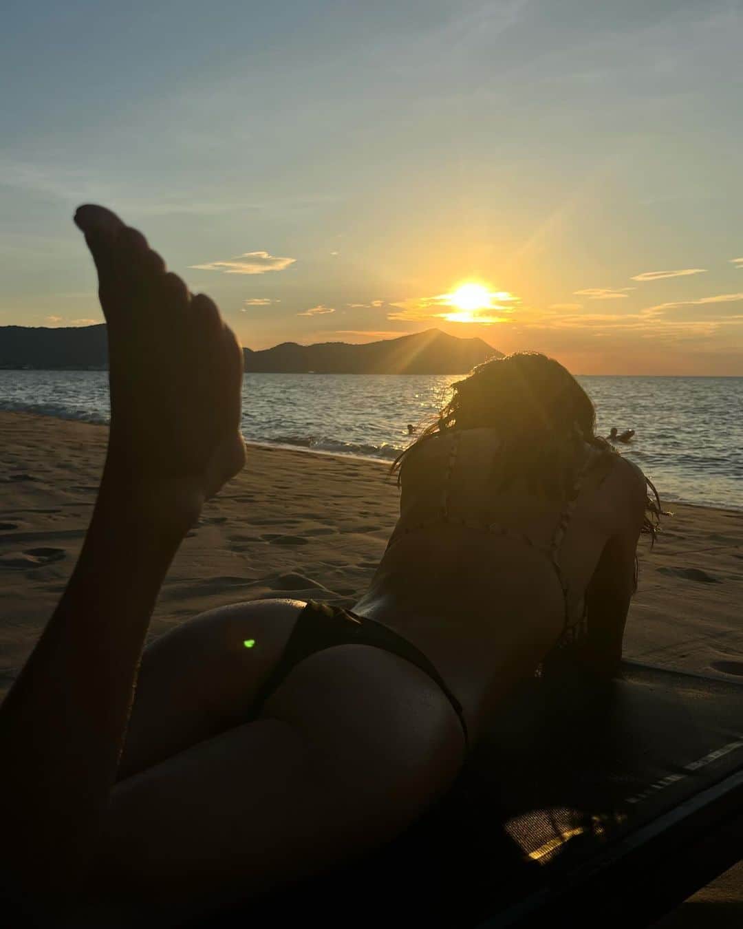 イプシー・キーラティさんのインスタグラム写真 - (イプシー・キーラティInstagram)「sunset moment :-)) 💙」11月26日 20時13分 - gypsykeerati