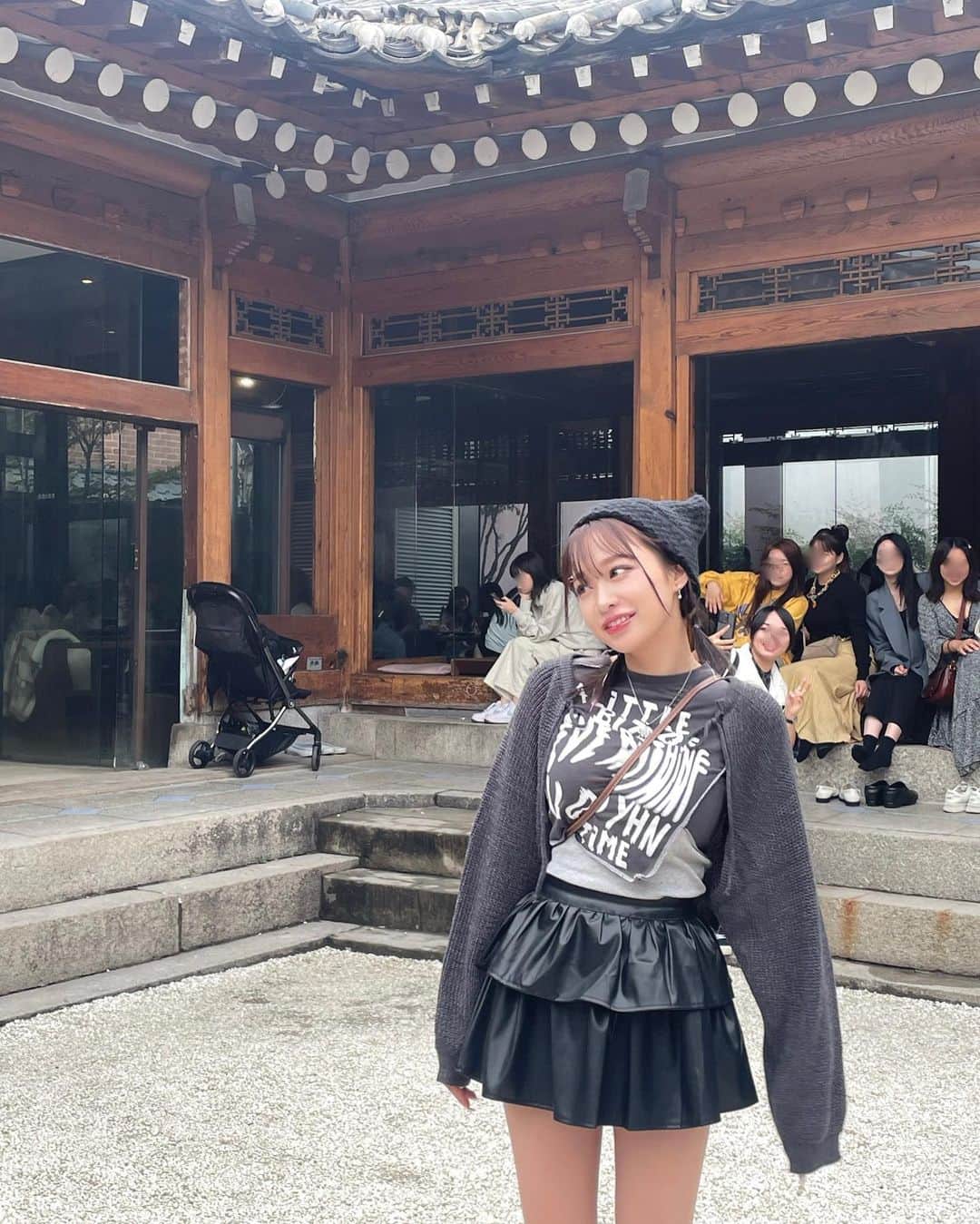 青井春さんのインスタグラム写真 - (青井春Instagram)「/* #韓国#韓国カフェ #한국#한국여행#카페##셀카#셀스타그램#셀피#어니언안국#종로구#종로#상수#상수카페#오오티디#ootd」11月26日 20時35分 - harujjang26