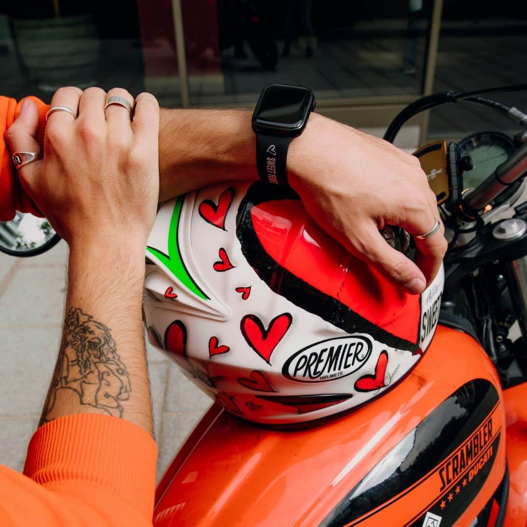 スイートイヤーズのインスタグラム：「SY | Smartwatches   🔗Discover more on our website  #sweetyears #followyourheart #smartwatches」