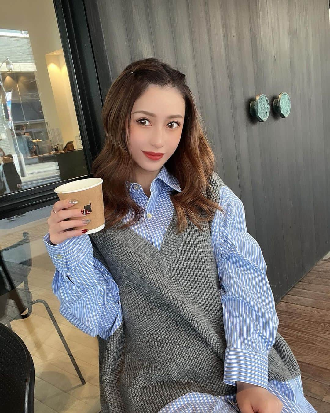 𝐖𝐀𝐊𝐔𝐈𝐌𝐀𝐂𝐎さんのインスタグラム写真 - (𝐖𝐀𝐊𝐔𝐈𝐌𝐀𝐂𝐎Instagram)「. まゆとカフェ巡りした1日*.+ﾟ🍪☕️🗞 . . . . . いーーちばん落ち着くだいすきな人🥹🫧🤍 いつもありがとう⸜🌷︎⸝‍ . . . . . . #nagaon #matsumoto #cafe #lunch #my #dayoff #friends #ootd #fashion #code #selfie #instagram #instadaily #instagood #シャツコーデ #冬コーデ #冬服コーデ #カフェ巡り #おやきカフェ #松本カフェ #松本市 #カフェランチ #信州蕎麦 #セルフィー #カメラ女子 #ヘアアレンジ #いいね返し #フォローミー #フォローバック #ザラジョ」11月26日 20時46分 - maco_823