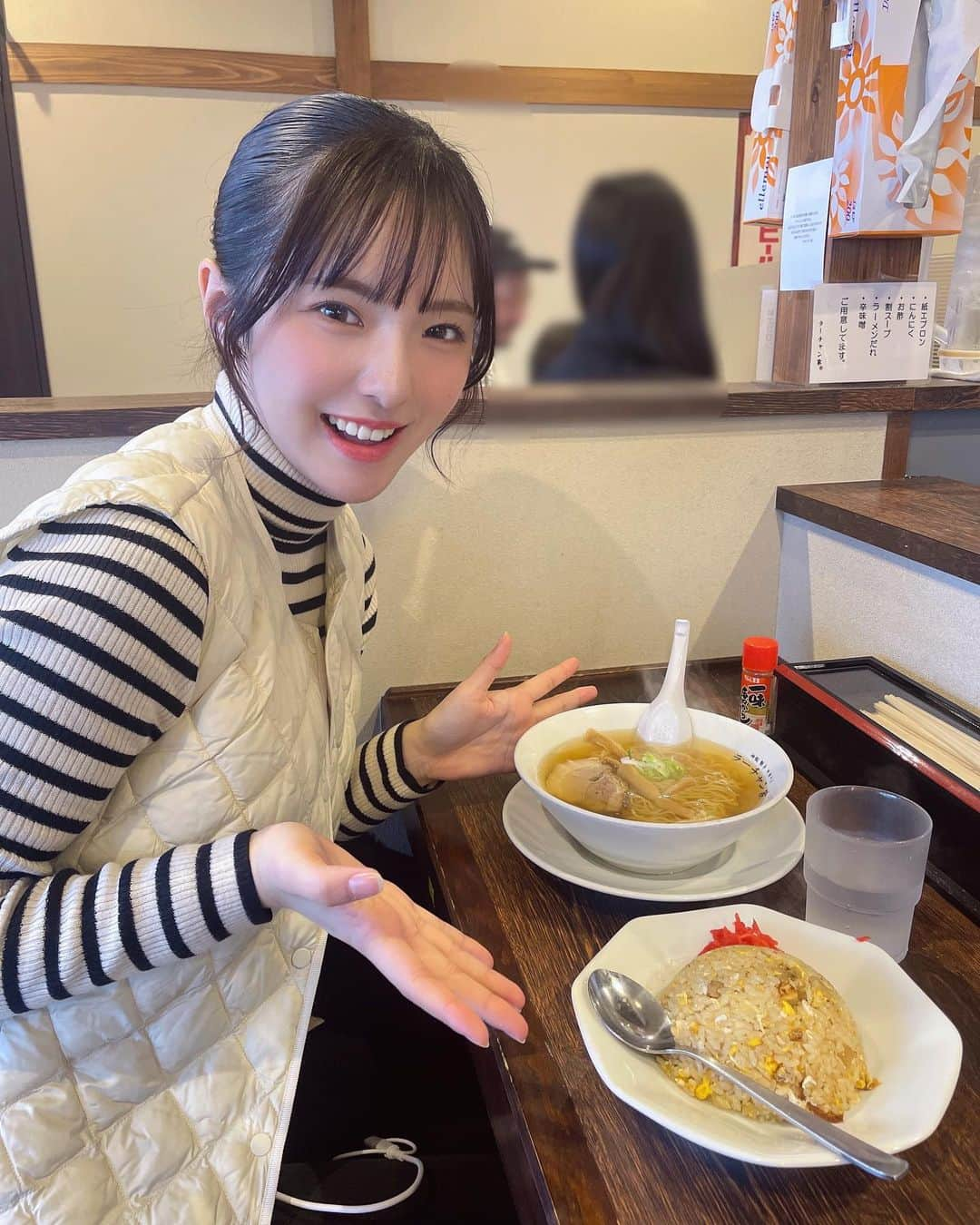 大塚七海のインスタグラム：「ラーチャン家だいすき💞🍜  #ラーチャン家　#新潟ラーメン #NGT48らーめん部　#なな麺」