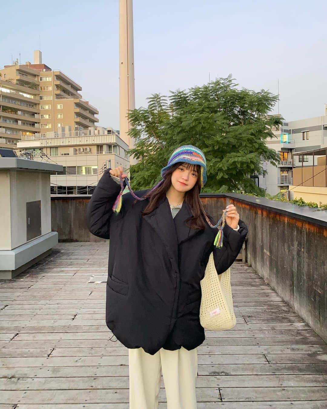 砂糖桃さんのインスタグラム写真 - (砂糖桃Instagram)「寒すぎる~❄️ アウターコーデ❕  みんな風邪ひかないようにね🫶🏻  outer @vannie__u   #アウター #アウターコーデ #冬服 #冬服コーデ」11月26日 21時05分 - _peeach_