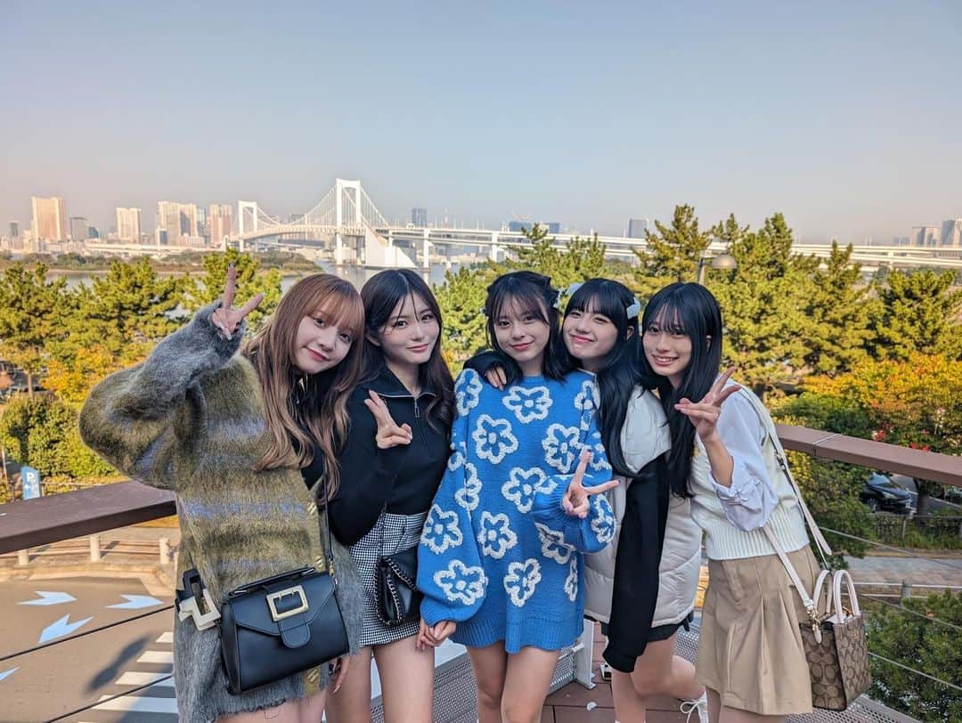 大嶺夢月希さんのインスタグラム写真 - (大嶺夢月希Instagram)「今日好きのYouTubeアカウントで 夏休み編2023女子メンバーが Google Pixel のベストテイク機能で表情を変えたりして遊んだ様子が動画としてアップされました‪✿ ～～〜〜〜～～～～～～～～～～～～～～～  そしてみんなに素敵なお知らせ🌷´-  私たちが持ってる Google Pixel が当たるキャンペーン！！  ぜひぜひチェックして応募してね！！ たくさんのご応募お待ちしておりますෆ‪‪  詳しくは今日好きYouTube、Twitterをチェック💕  ～～～～～～～～～～～～～～～～～～～～   #今日好き  #ベストテイクで盛ってやるのさ   #PR」11月26日 21時01分 - oomineyuzuki