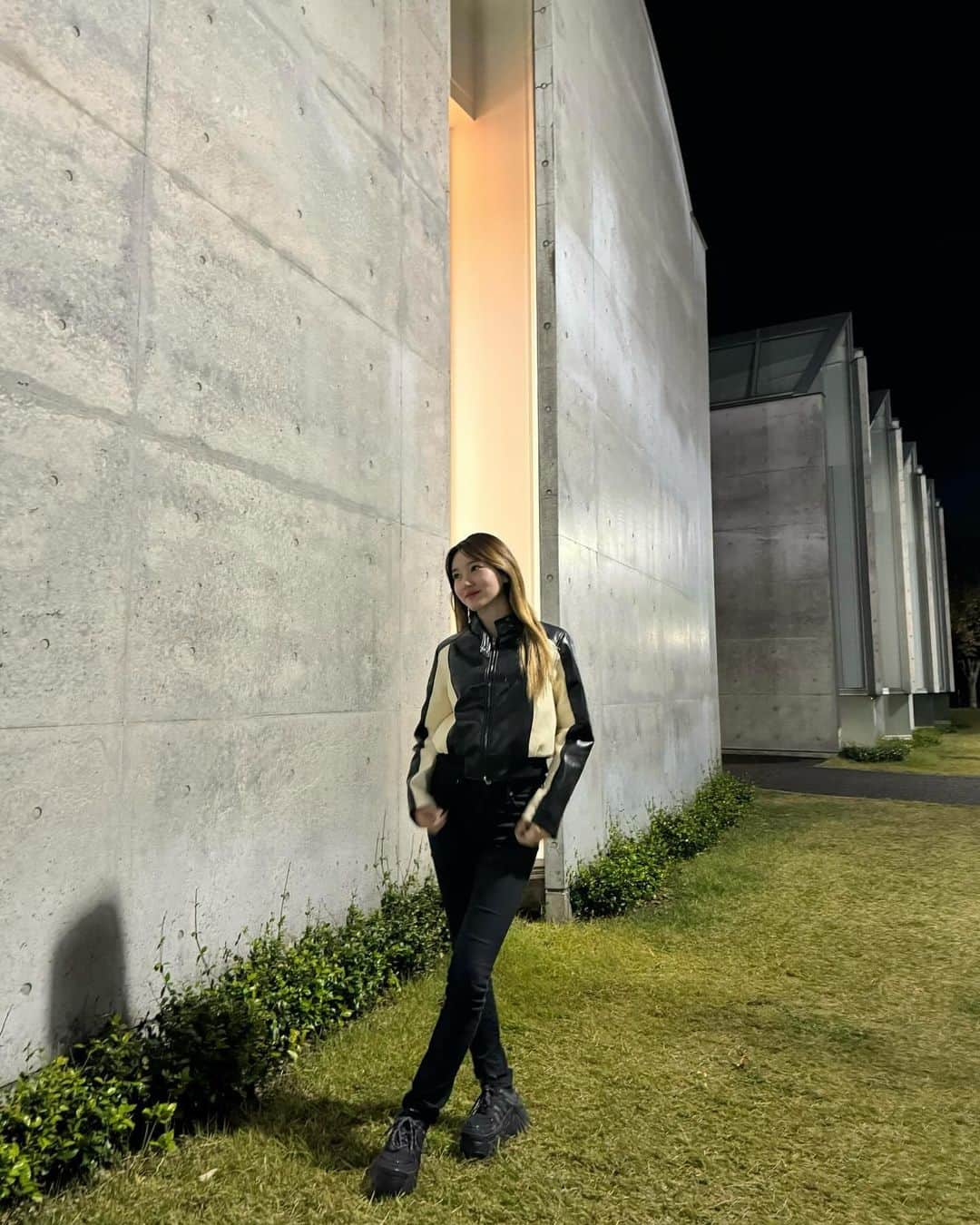 久保玲奈さんのインスタグラム写真 - (久保玲奈Instagram)「ショート丈ですが袖長めがｸﾞｯദ്ദി ˃ ᵕ ˂ )☆ ⁡ ━━━━━━━━━━━━━━━ ⁡ クーポンコード：BFJP443 ⁡ クーポンコード入力で 5,999円まで15%OFF 6,000円以上20%OFF ⁡ 12月末日まで利用できます✔︎︎︎︎ ⁡ ━━━━━━━━━━━━━━━ ⁡ ＜商品ID＞ jacket：21428545 ⁡ 試すたび、好きが見つかる。届くたび、好きが増えてく。 #PR #SHEINblackfriday #SHEINGoodFinds #SHEINforAll #loveshein #ad #saveinstyle #DazyHyunA @shein_japan @sheinofficial ⁡」11月26日 21時02分 - reina_kubo_official