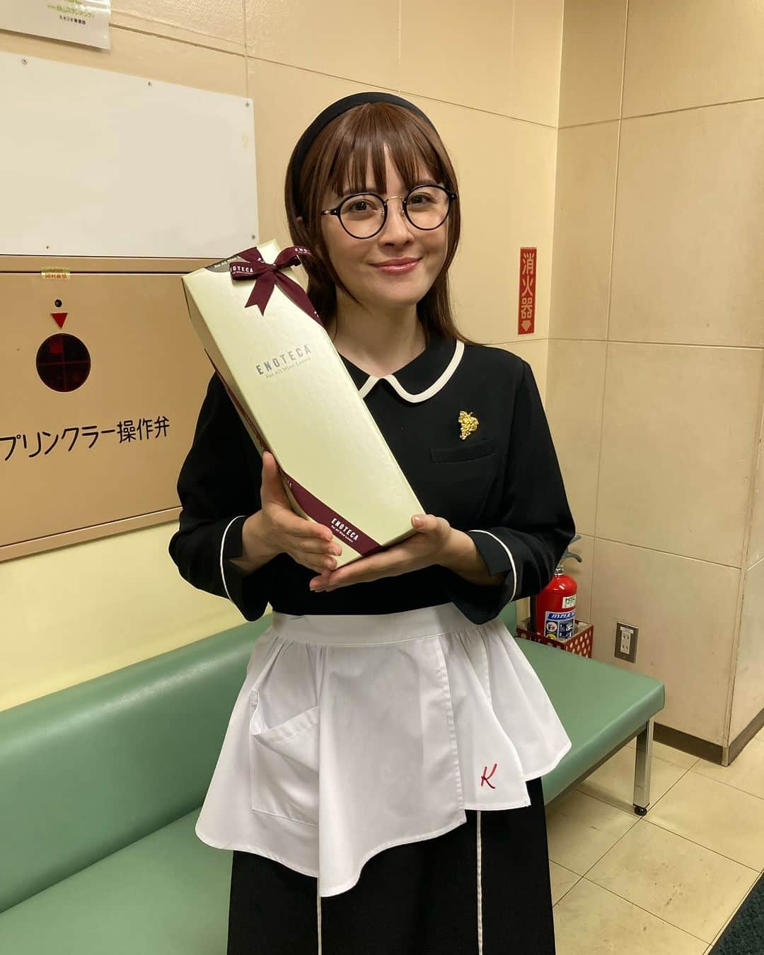 フェルマーの料理のインスタグラム：「🧁#フェルマーの料理   先日お誕生日を迎えた 福田寧々役の #宮澤エマ さん♡  レストランKにてみんなで サプライズお祝いさせていただきました！！  改めてお誕生日おめでとうございます！💐  𝗘𝗽𝗶𝘀𝗼𝗱𝗲.𝟬𝟳 𝟭𝟮.𝟬𝟭 𝗢𝗡 𝗔𝗜𝗥🎬」