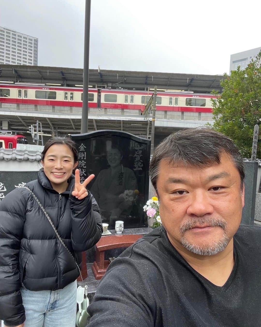 吉田秀彦さんのインスタグラム写真 - (吉田秀彦Instagram)「ひよりと一緒にお墓参り！ グランドスラム東京、頑張れ👍」11月26日 12時32分 - yoshidahidehiko44