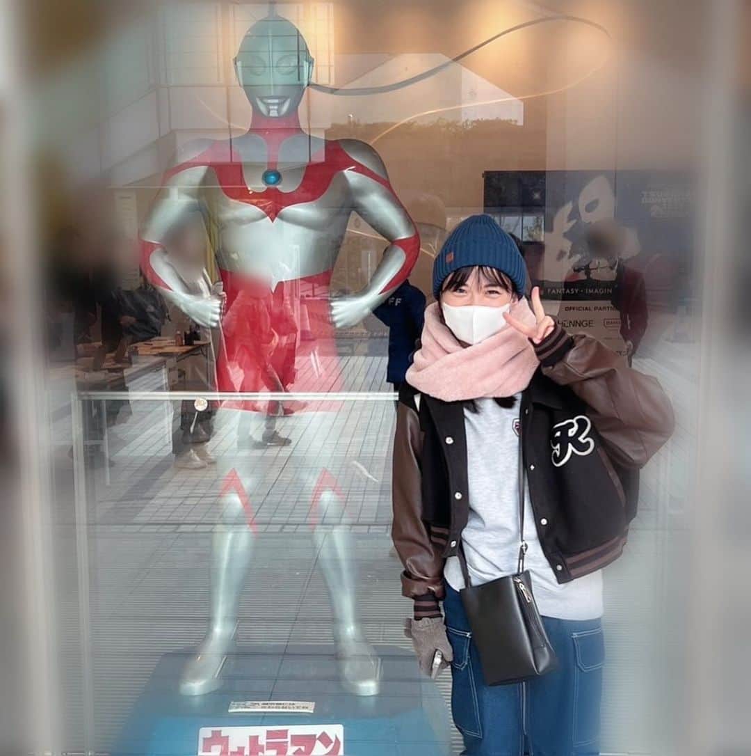 加弥乃さんのインスタグラム写真 - (加弥乃Instagram)「シュワッチ✌︎✌︎🩶🌟 #Ultraman」11月26日 13時21分 - kayano210