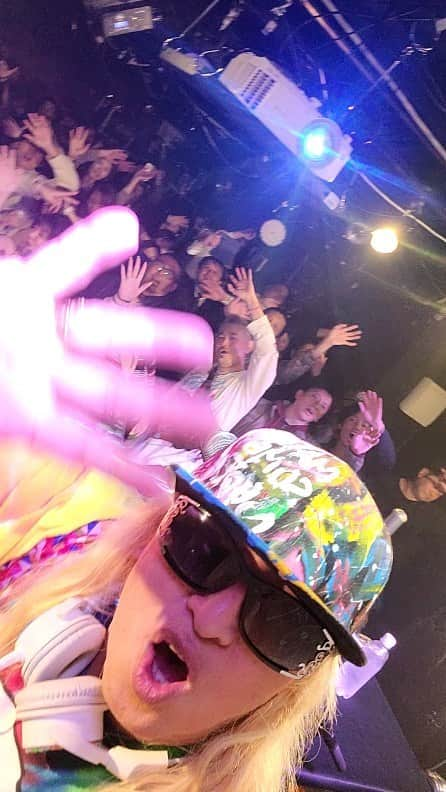 DJ KOOのインスタグラム：「福井 Old Rookie！！ライブハウスでのDJイベント！！ お客さんが目の前で表情やレスポンスが超ダイレクト 初めましての人がほとんどでしたが！！ 良き音楽で盛り上がってひとつになれば皆友達！！ またひとつホームが増えました！！ 福井の皆ありがとう DO DANCE！！   #福井  #oldrookie  #wowwartonight  #DJKOO」