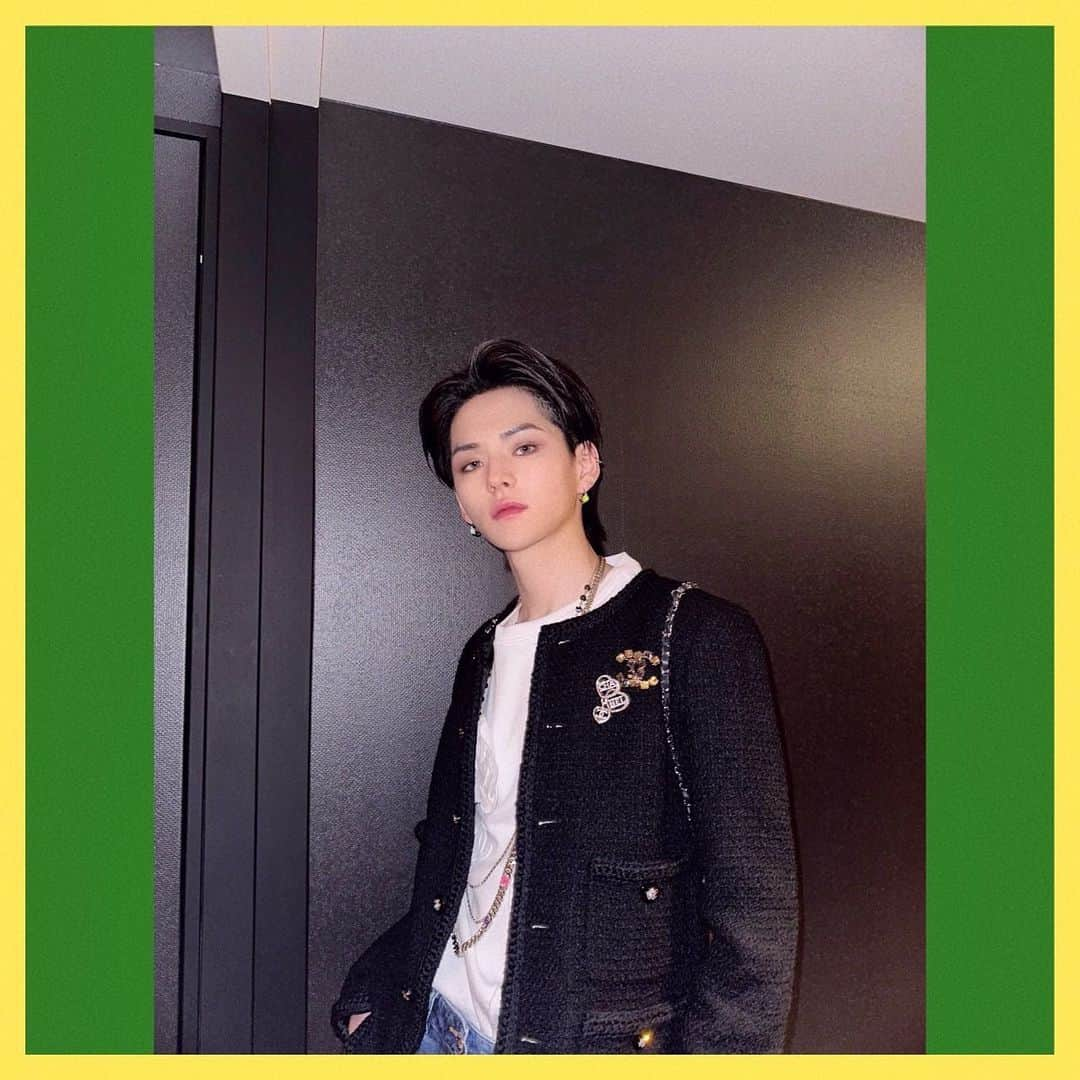 TREASUREさんのインスタグラム写真 - (TREASUREInstagram)「YESTERDAAAAYYY!!🕺🏼🕺🏼🕺🏼  #TREASURE #YOSHI」11月26日 14時30分 - yg_treasure_official