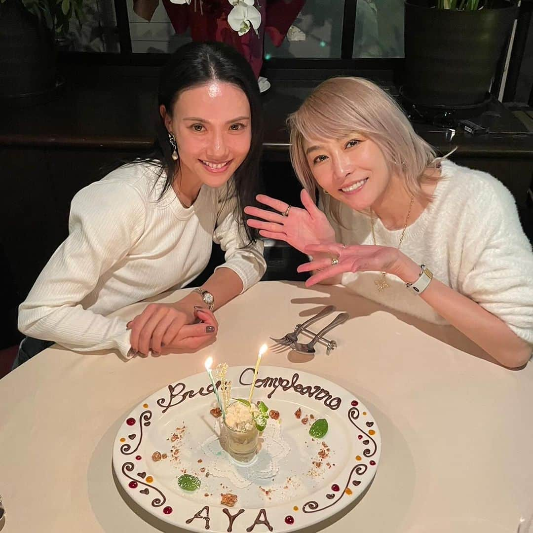 杏さゆりのインスタグラム：「稽古終わりにお友達のお誕生日お祝いをしに 私のお気に入りレストランへ☺️🤍 毎年お祝い出来て嬉しいなぁ🎂🩷 おめでとお🥳 . After acting practice, I went to celebrate my friend's birthday. To my favorite restaurant ☺️🤍 I'm happy to be able to celebrate every year 🎂🩷 Congratulations🥳 . #誕生日　#birthday #杏さゆり　#SayuriAnzu」