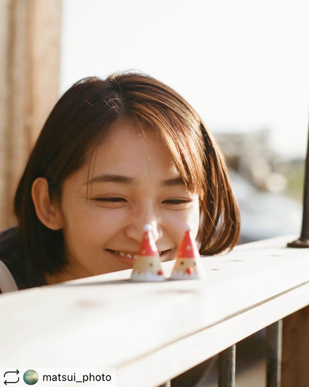 岡本玲のインスタグラム：「. 松井ちゃんといるとだいたい爆笑してます。 楽しいね〜。ありがとうだよ！ . . #repost  2023 岡本玲さん @rei_okamoto   玲さんとのドライブは ずっと笑ってる  のんびりしすぎて、 閉館ギリギリで登ったロープウェイは 丁度 夕陽の時間で とっても綺麗な夕陽が見れたの  人生ラッキーで生きてるなあ など @matsui_photo」