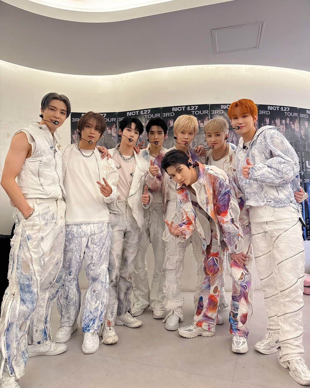 NCT 127のインスタグラム：「Let's 따라불러🎶🎤💚  #NCT127 #NEOCITY #NEOCITY_THE_UNITY #NCT127_NEOCITY_THE_UNITY」