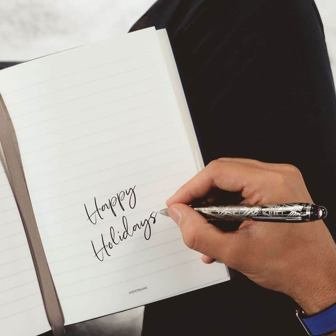 モンブランのインスタグラム：「The holiday memories you write together are moments to be cherished forever. This season, give a gift that inspires the joy of writing with the Montblanc StarWalker SpaceBlue Metal Fineliner.��#HeartWritten #InspireWriting #GiftMontblanc」