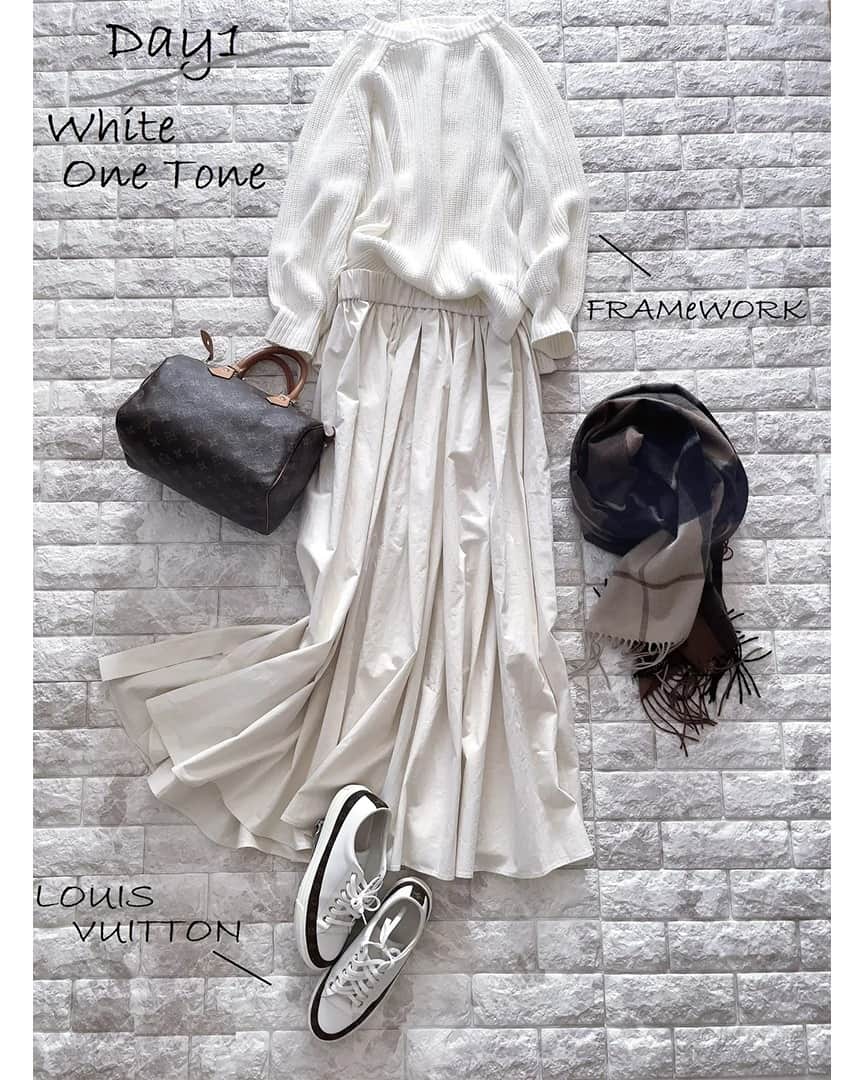 Marisolさんのインスタグラム写真 - (MarisolInstagram)「季節感を盛り上げてくれる、大活躍の「白」 #40代おしゃれコスパ論  ファッションブロガーAkaneさんが大人が素敵に映える冬の「白」をご紹介！ 「『バビロン』でみつけたスカートは、美しく広がるボリュームフレアがドラマティックなシルエットを作り出すデザイン。コーデを華やかに仕上げてくれるので、年末に向けたイベントにも最適なアイテムなんです★」  👉画像をスワイプしてAkaneさんのコーデをチェック！  アイテム詳細やコーデなど、 詳しくはMarisolの連載「40代おしゃれコスパ論」をチェック！ プロフィールからサイトにとべます @marisolmagazine  #marisolmagazine　#マリソル　#アラフォーコーデ　#40代コーデ　#40代ファッション　#アラフォーファッショ　#冬トレンド　#冬コーデ　#冬ファッション　#fashion　#ootd　#おしゃれプロ　#おしゃれコスパ論　#ホワイトコーデ 　#着回しコーデ　#babylone」11月26日 21時30分 - marisolmagazine