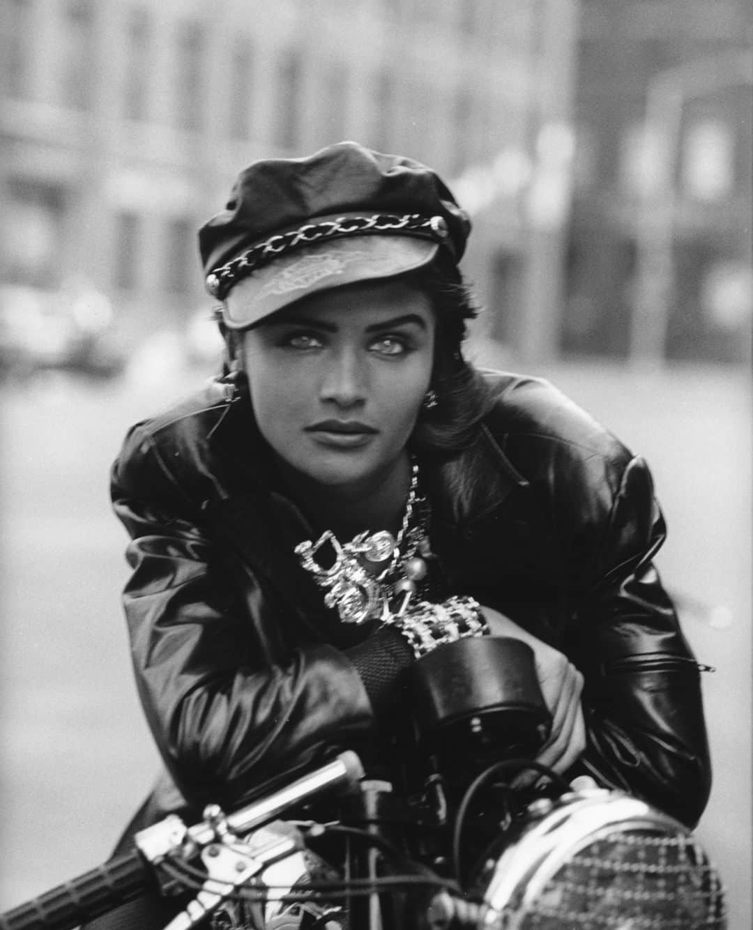 ピーター・リンドバーグのインスタグラム：「HELENA CHRISTENSEN, BROOKLYN 1991」