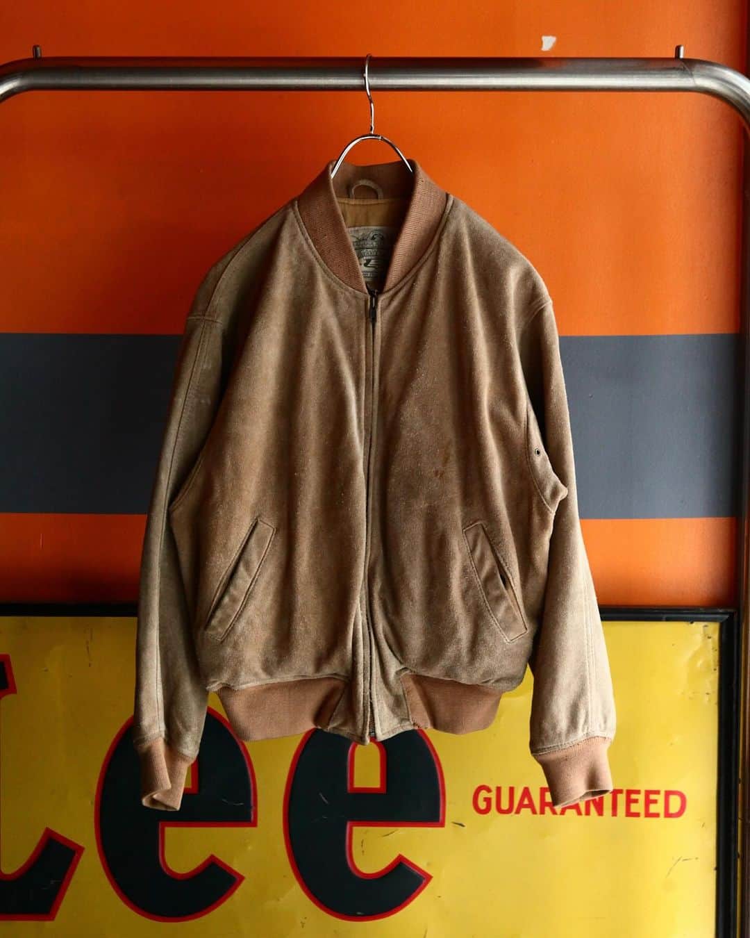 vostokのインスタグラム：「80s BANANA REPUBLIC MA-1 Type Suede Leather Jacket  細かい詳細は https://vostok.base.shop に掲載  #古着#vostok#forsale#vintage#vintagefashion#vintagestyle#usedclothing」