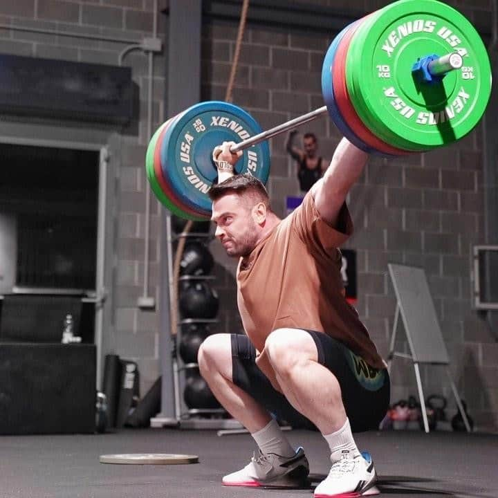 オレクシー・トロフティのインスタグラム：「Step by step to 170 ——- Gym @greatwave_crossfit」