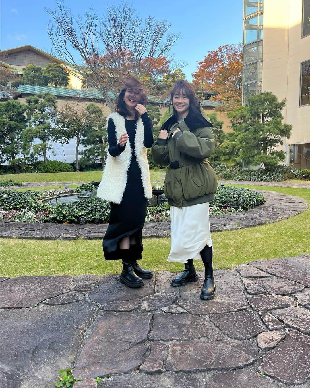 川村茉由さんのインスタグラム写真 - (川村茉由Instagram)「母と妹と3人で女子旅🥳  意外に3人は初…？！ いつもお父さんいるから🤣🤫  長島温泉 花水木に宿泊♨️ ずーーーっと泊まってみたかった♡ 結果最高🙌 おもてなしも、キレイさも、 料理も、温泉の数も🫶 ゆあみの島も宿泊者限定の 時間があるし😇  あと何よりゲームコーナー 広すぎて、ゲームセンター 大好き親子からしたら これまた最高🤑笑笑  射的ゲームハマりすぎて 何回もやった🫣笑 宿ついてやって、 ご飯を食べてまたやって、 温泉入ってまたやったわ🤣 結果アンパンマン取れなかった😡  写真は… 妹に撮ってもらった、 頑張って映えようとした写真と、 母に撮ってもらったら 事故でしかない姉妹の写真と、 ジャズドリームで撮ったら、 マツキヨの宣伝みたいに なった写真🤳  #旅行 #プチ旅行 #温泉 #花水木 #長島温泉 #湯あみの島 #ナガシマスパーランド #ジャズドリーム長島  #trip #spa #温泉旅行」11月26日 17時22分 - mayupi_k