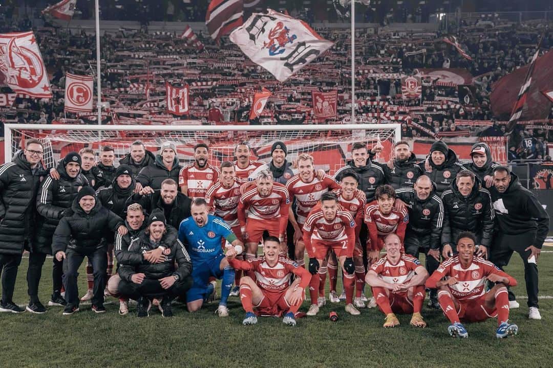 フォルトゥナ・デュッセルドルフのインスタグラム：「Guten Morgen 🤝🏻 • • #f95 #fortuna #F95S04 #DankeNils #2Bundesliga」