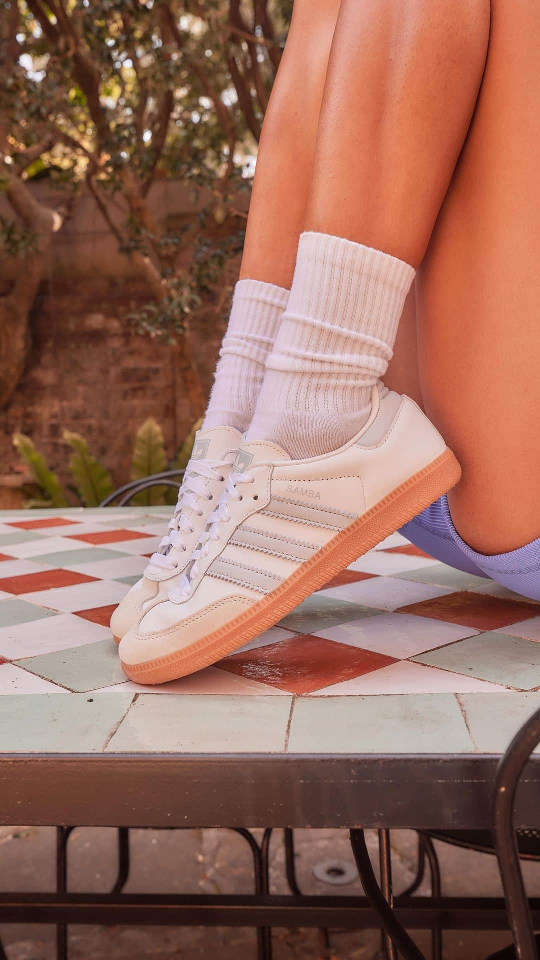 STYLERUNNERのインスタグラム：「Sneaker Crush Sunday // adidas Originals Samba.. Coming soon to Stylerunner 👀 #sneakercrushsunday」