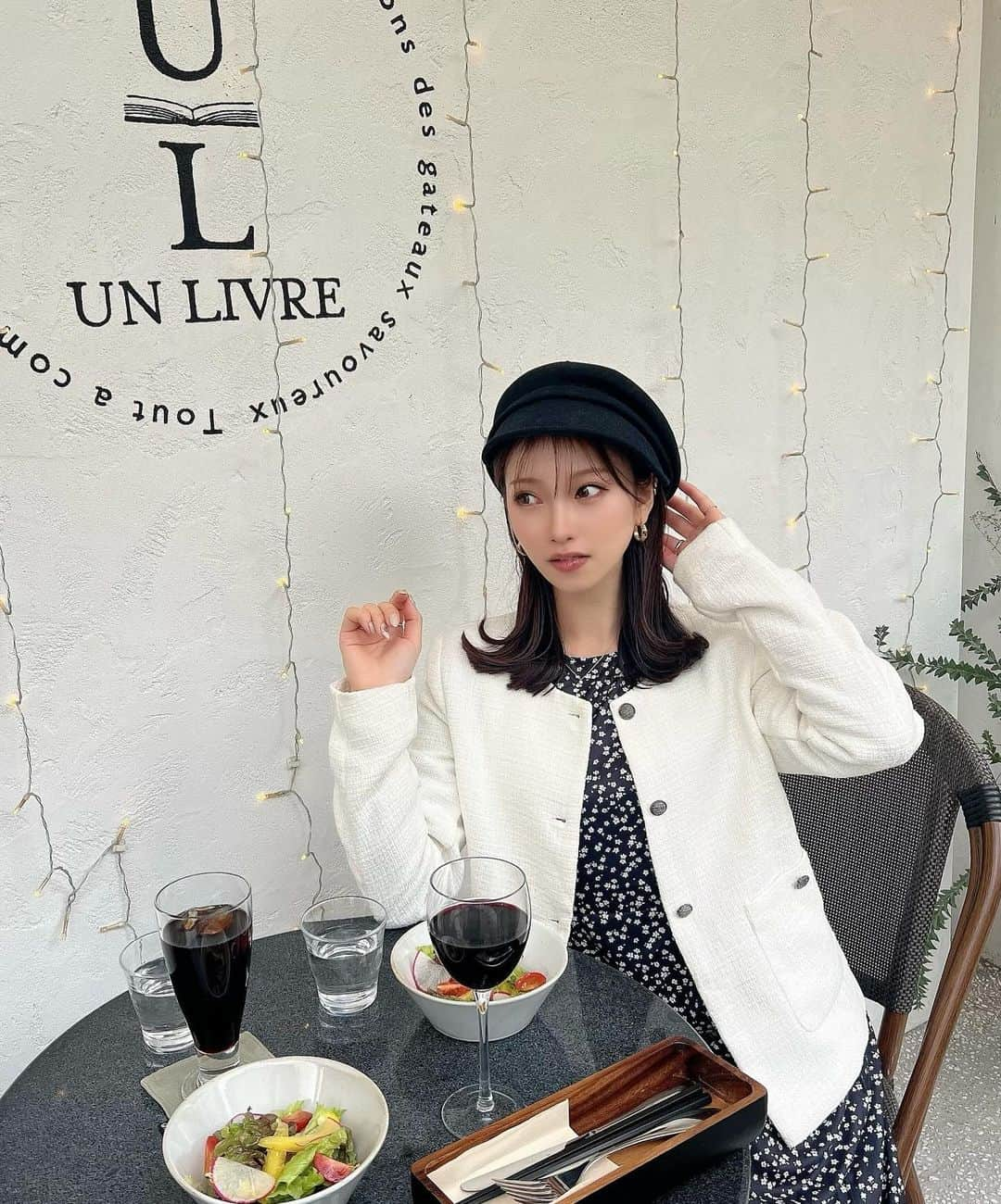 木田絵里香さんのインスタグラム写真 - (木田絵里香Instagram)「. 久々にまほとランチした日🥗 早い時間狙って行ったら空いててギリギリテラスも行ける気温だった🍂 . #shein#shein購入品#ca4la#lunch#ootd #コーデ#ランチ#テラス#テラスランチ#カフェ#東京カフェ」11月26日 17時55分 - erika_resexxy