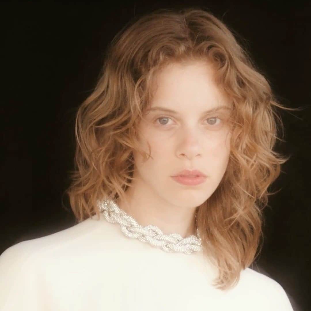 のインスタグラム：「STELLABRATION: Dress up early, stay up late.    Shop #StellaHoliday at link in bio.    Credits  Track: ‘Frozen’ by @Madonna    #StellaMcCartney #StellaSpring24 #crueltyfree」