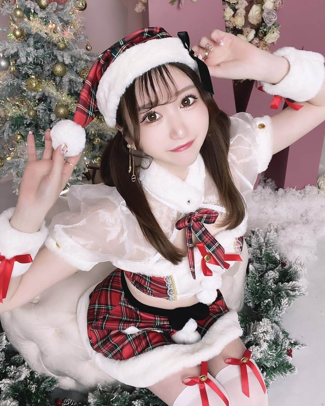 あいにゃんさんのインスタグラム写真 - (あいにゃんInstagram)「クリスマスまで残り1ヶ月…⭐️ * * #クリスマス #サンタ #サンタコス #コスプレ #コスプレイヤー #コスプレ女子 #作品撮り #撮影会 #被写体 #キャバ嬢  #コンカフェ #コンカフェ嬢 #アイドル #地下アイドル #サロモ募集 #サロンモデル #量産型 #malymoon #christmas #cosplay #cosplaygirl #idol #instagood #instalike #loveislove #follow」11月26日 18時49分 - ainyan0310