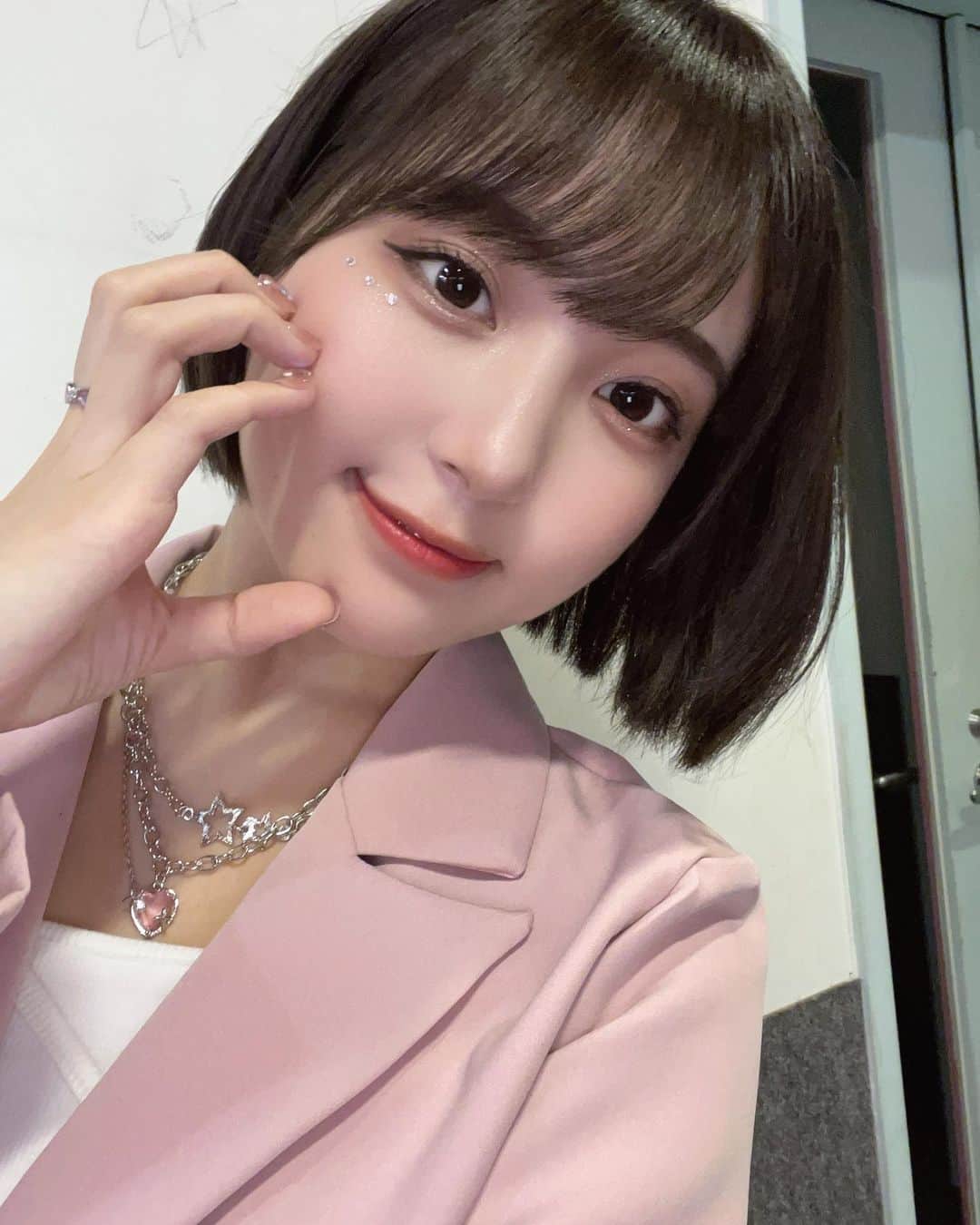 南野巴那のインスタグラム：「今日はカップラーメンをたべました」