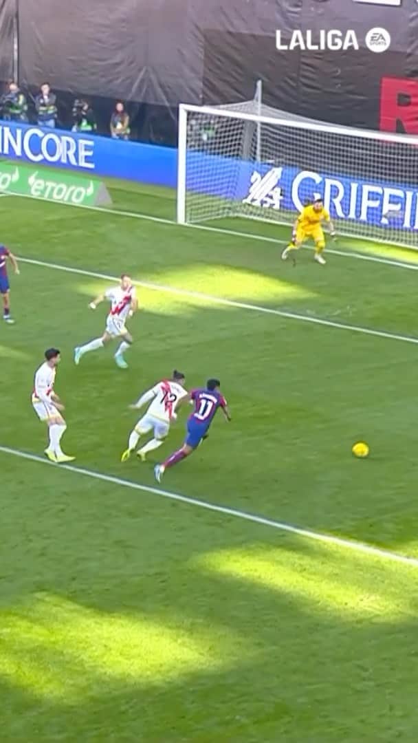 FCバルセロナのインスタグラム：「Magic Rapha 🇧🇷🤙 #LaLigaHighlights」