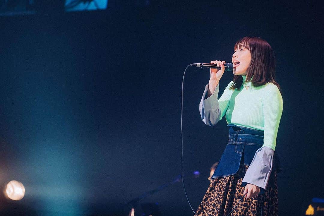 FM802のインスタグラム：「802 RADIO MASTERS 15th Anniversary LIVE GO! HAPPY GO!🎉  11/26(日)📍大阪城ホール  矢井田 瞳 が登場✨    このイベントのライブ音源の一部は 随時 #FM802「802 RADIO MASTERS」にて オンエア！📻    📷日吉"JP"純平 @junpeihiyoshi   #ヒロト55」