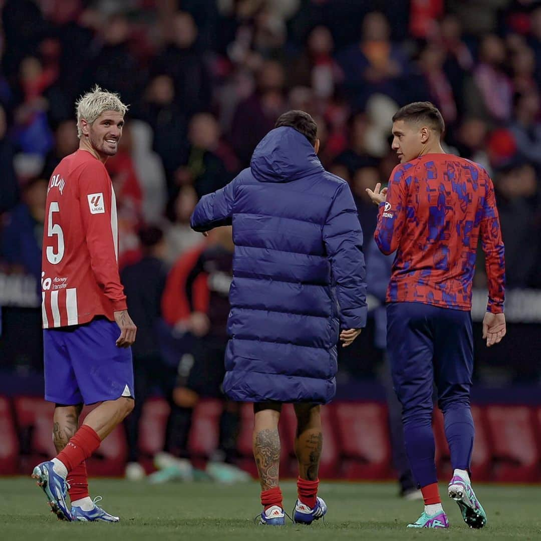 アンヘル・コレアさんのインスタグラム写真 - (アンヘル・コレアInstagram)「Seguimos 💪🏼 +3 @atleticodemadrid」11月26日 19時14分 - angelcorrea32