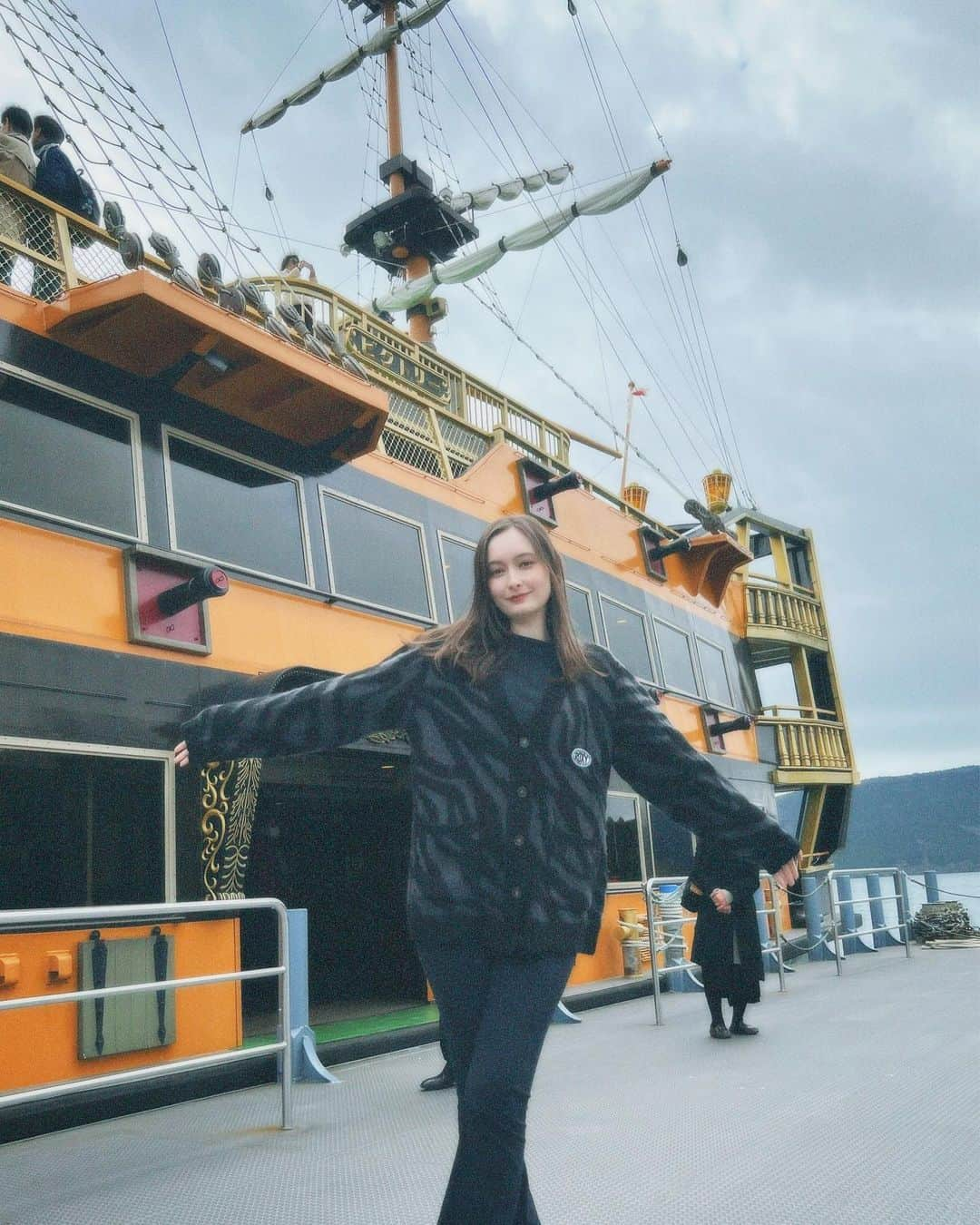 アシュリーさんのインスタグラム写真 - (アシュリーInstagram)「⛩️🛳️🍡🥢」11月26日 19時28分 - kutycat