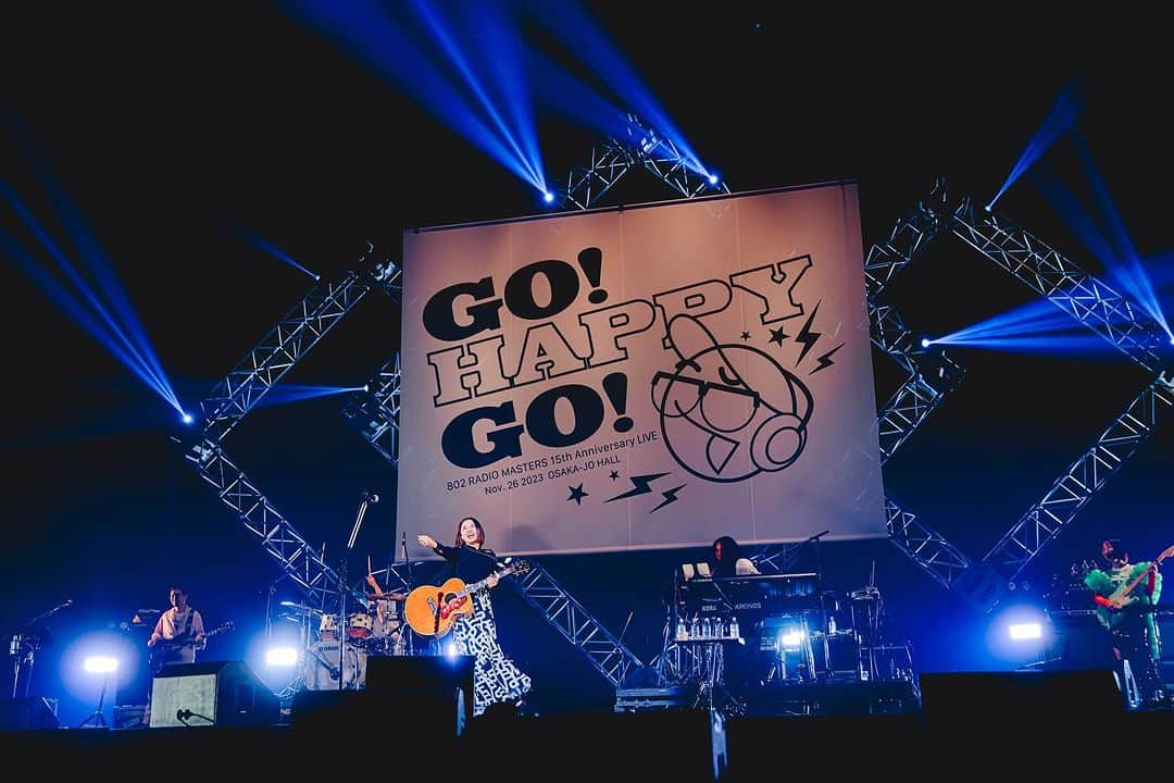 FM802さんのインスタグラム写真 - (FM802Instagram)「802 RADIO MASTERS 15th Anniversary LIVE GO! HAPPY GO!🎉#ヒロト55  11/26(日)📍大阪城ホール  #阿部真央 が登場✨ @abemao_official    このイベントのライブ音源の一部は 随時 #FM802 「802 RADIO MASTERS」にて オンエア！📻    📷ヨシモリユウナ @yoshimoriyuna」11月26日 19時23分 - fm802_pr