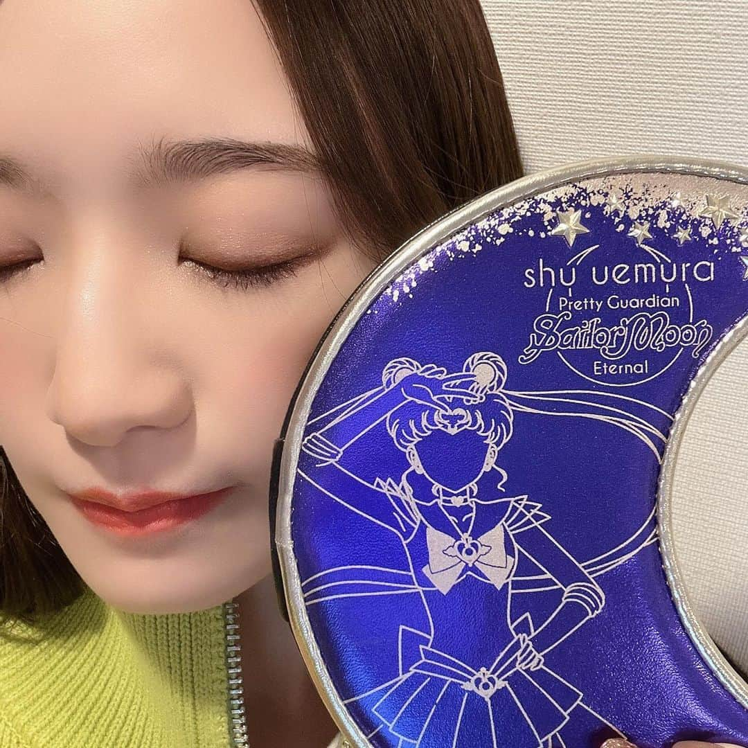 中田花奈さんのインスタグラム写真 - (中田花奈Instagram)「アイシャドウ👀 シュウ ウエムラ × 劇場版「美少女戦士セーラームーンEternal」 ムーン クライシス アイパレット  1年前に買ったものです🧚‍♀️   #アイシャドウ  #アイメイク   #shuuemura  #shuuemuraセーラームーン   今日はプライベートで 東京競馬場行ってきました🐴  初めてGⅠを生で見てきました！  X(Twitter)の方にも書きましたが  いっぱい買って いっぱい外れて いくつか当たり 結果 -140円でした🤪  楽しかった〜 またすぐ競馬場行きたいな〜  「中田花奈のウマくなりたい！」 も引き続き見てね😋   #競馬  #jra   #東京競馬場  #ジャパンカップ」11月26日 19時46分 - nakadakana_official