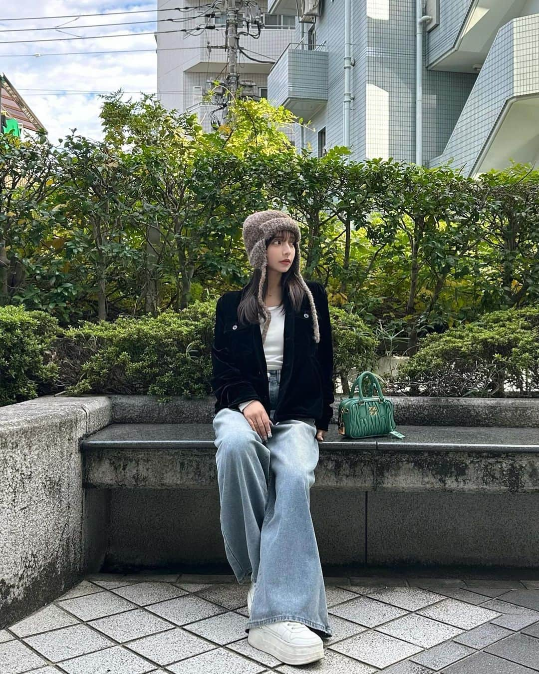 平尾優美花（ゆみちぃ）さんのインスタグラム写真 - (平尾優美花（ゆみちぃ）Instagram)「@sheinofficial 可愛すぎるビーニー🤎 柔らかくて暖かくて肌触りも良かった！ 23521772 ◀︎商品番号これです☺︎  クーポンコード：BFJP434 安くなるから是非つかってね💳  @caban.jp のベロアブルゾンお気に入りです  #shein#shein購入品#caban#148cm#低身長コーデ」11月26日 19時46分 - hirao_yumika