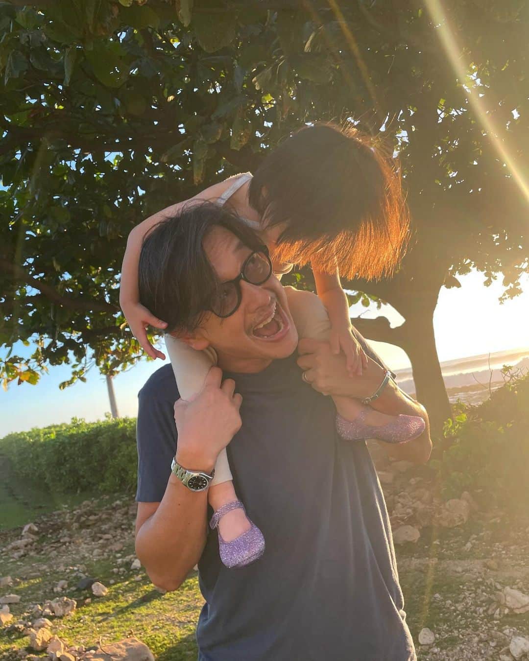 加藤章太郎のインスタグラム：「. Happy time 👶☀️🌴  #hawaiitrip #lovedaughter❤」