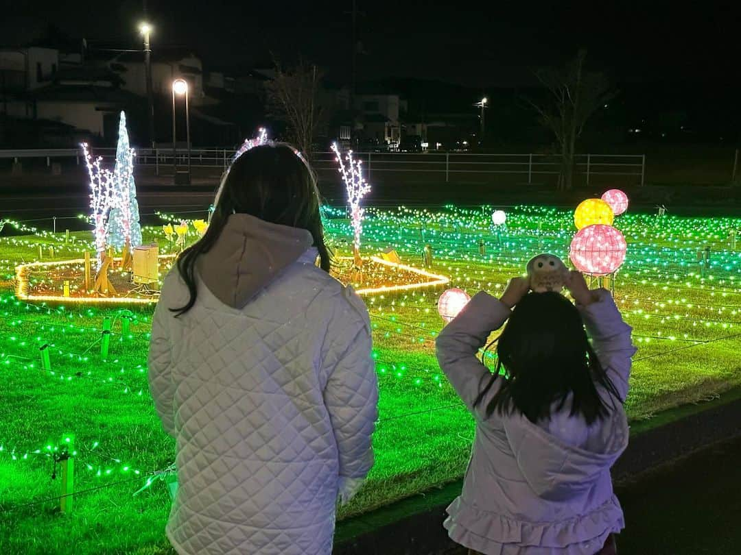 どさけんさんのインスタグラム写真 - (どさけんInstagram)「厚狭駅のイルミネーションへ！  新幹線口と在来口と両方きれい！  毎年、パワーアップしてるような！」11月26日 19時43分 - dosaken101